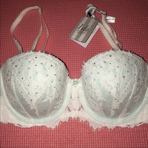 2 Victoria Secret Bra bundle